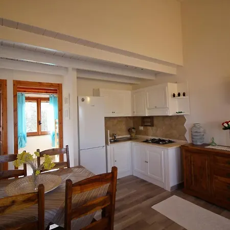 Trilocale Margherita * 코스타 레이